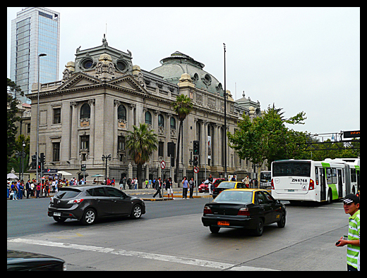 Bibliothèque Santiago